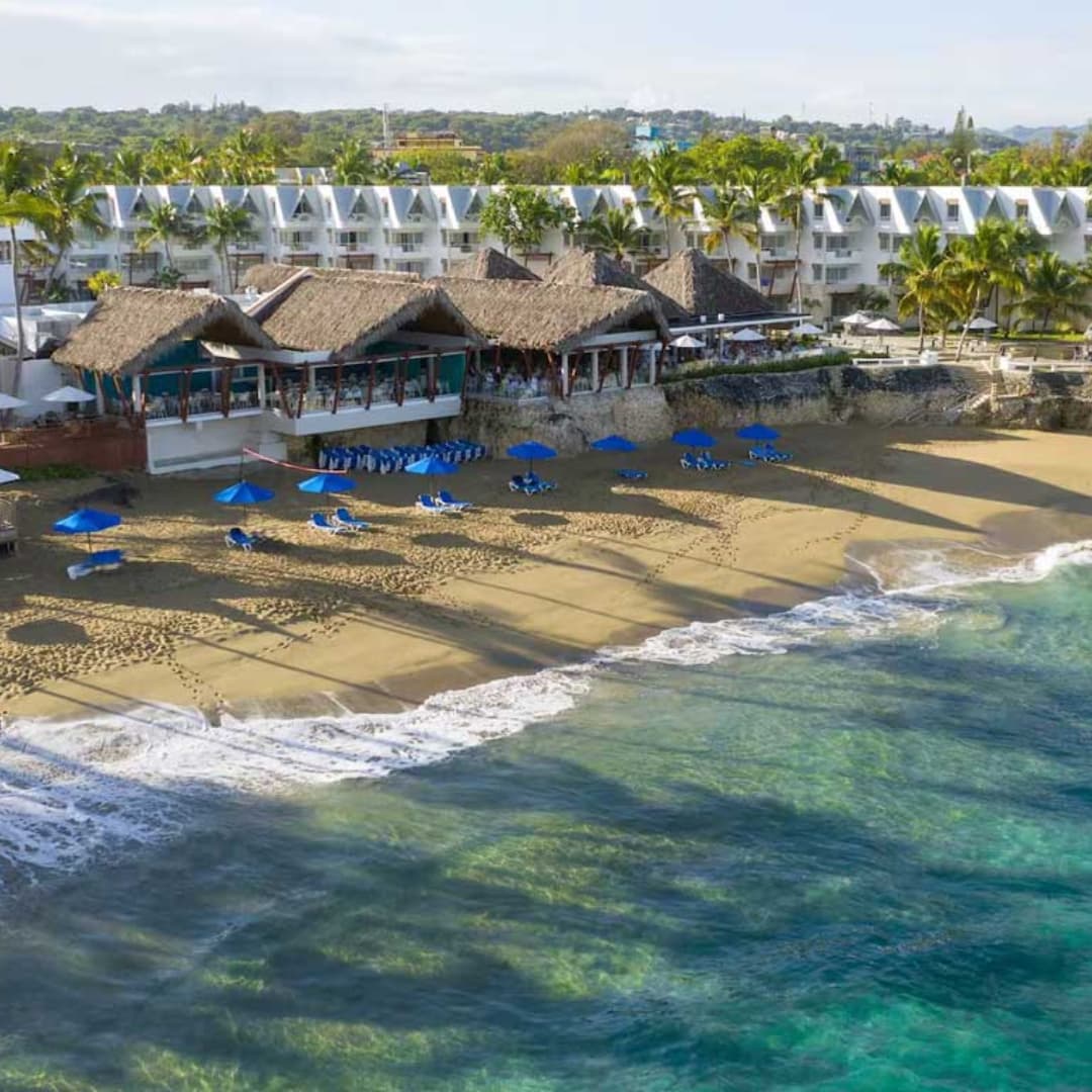 ¡Escapada familiar en Casa Marina Sosúa! Paga RD$20,815 por 3D/2N Todo Incluido para 2 adultos y 2 niños GRATIS.