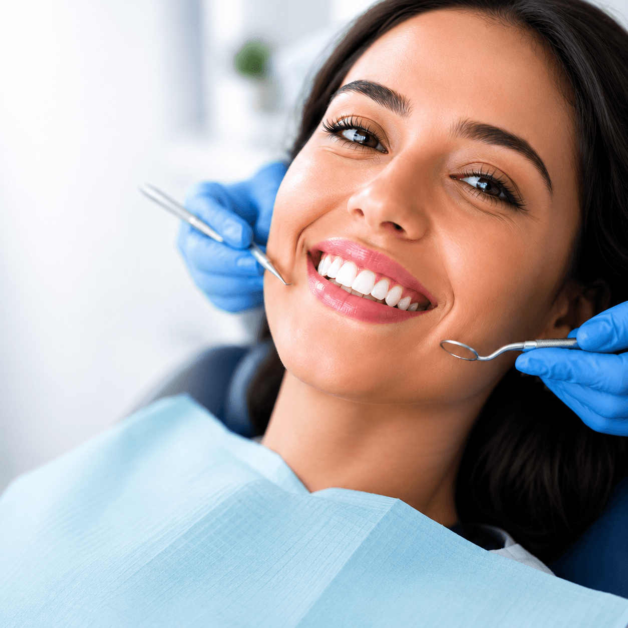 ¡Recupera la salud y el brillo de tu sonrisa! Paga RD$1,199 en vez de RD$2,500 por una profilaxis dental profesional en Odontofamiliar