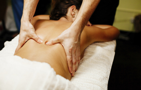 No te quedes sin ese masaje relajante! Paga RD$1,449 en vez de RD